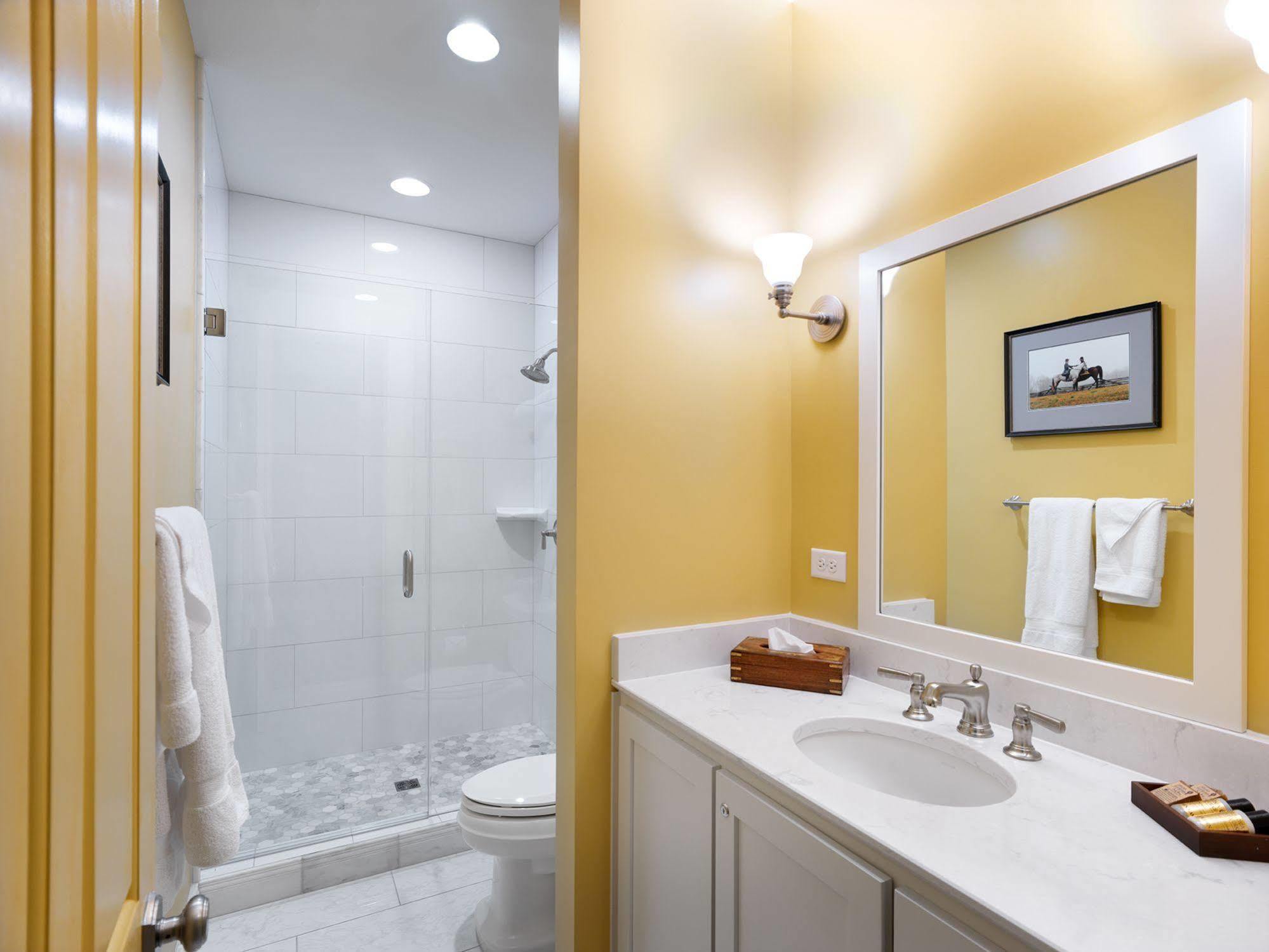 The Golden Lamb Hotel Lebanon Luaran gambar